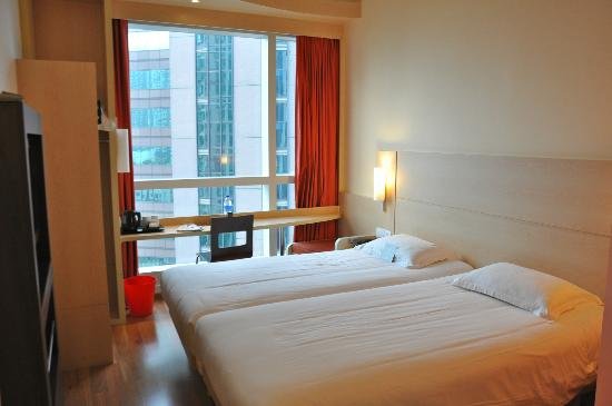 Ibis Central & Sheung Wan